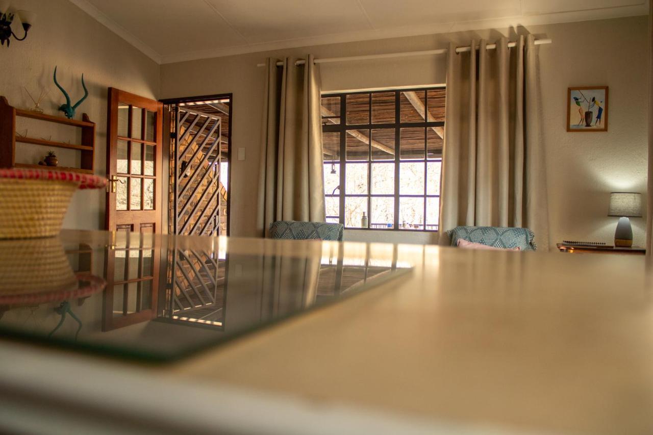 Hello Kruger Hideaway Cottage & Skilpad Studio Marloth Park Dış mekan fotoğraf